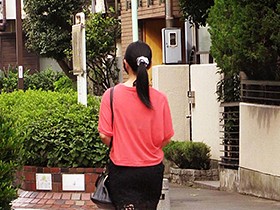 街でエロい身体した主婦を勝手に連れ去って、陵辱レイプしたのでAV販売！ サンプル動画サムネイル